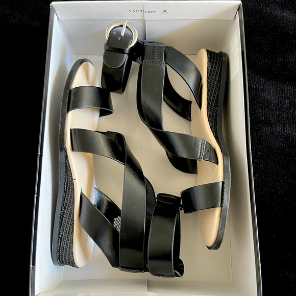 NWT Nine West Women’s Ankle Strap Leather Sandals, Sz: 7M - Picture 6 of 10